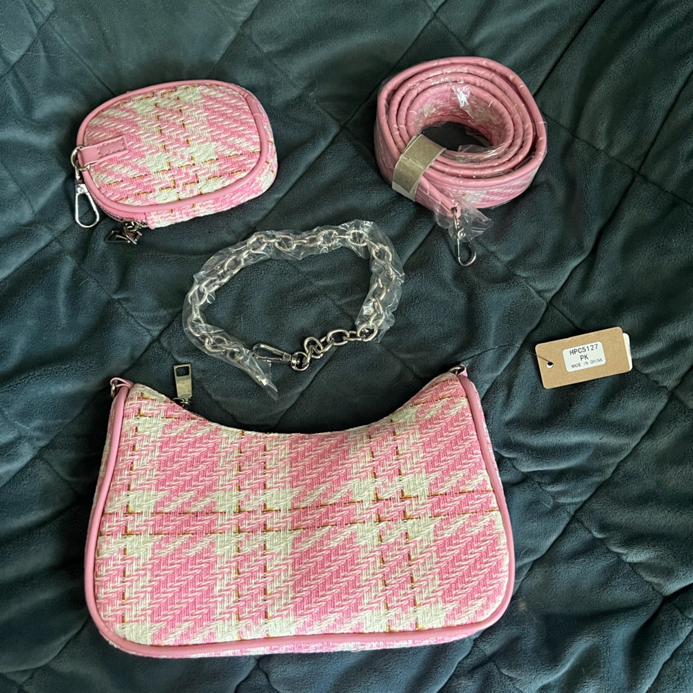 Tweed Plaid Shoulder Bag W/Airpod Purse Pink and Cream